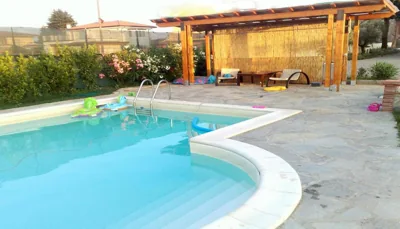 Villa In Lucca placed in a residential area, all services nearby – Photos 3