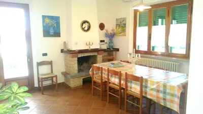 Villa In Lucca placed in a residential area, all services nearby – Photos 4