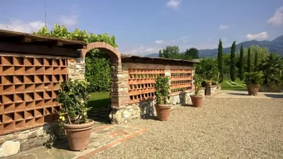 Villa In Lucca placed in a residential area, all services nearby – Photos 12