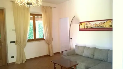 Villa In Lucca placed in a residential area, all services nearby – Photos 14